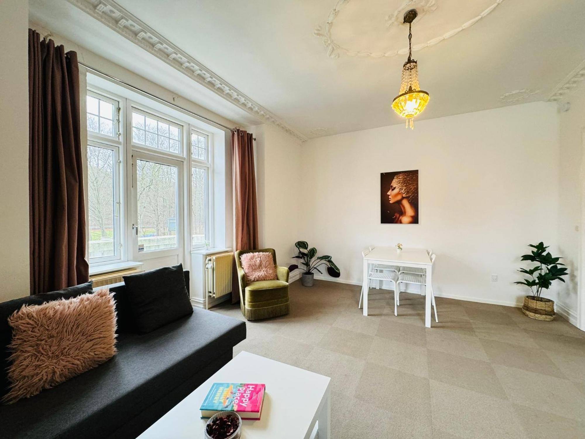 Aday - Villa Firenze - 2 Bedrooms Bright Apartment Ольборг Екстер'єр фото